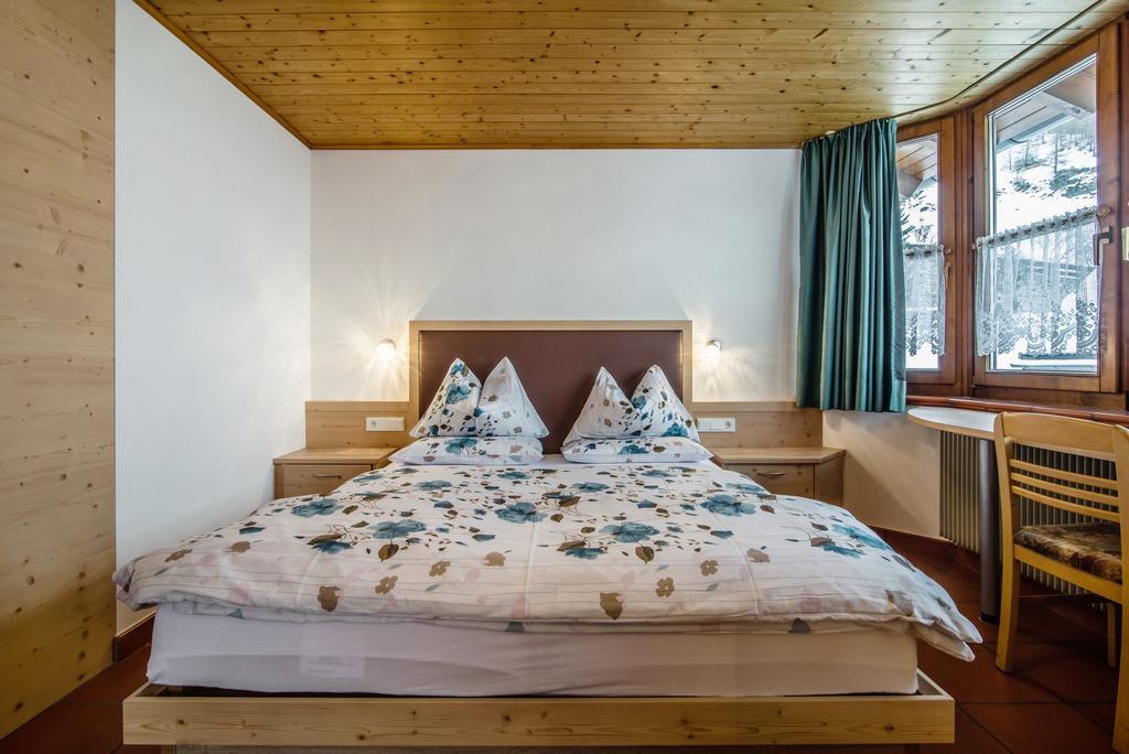 Residence A Val San Cassiano  Luaran gambar