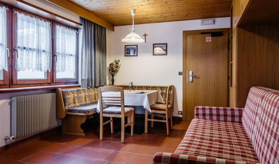Residence A Val San Cassiano  Luaran gambar